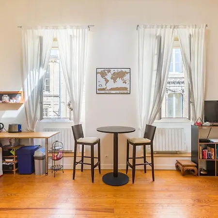 Apartment Gorgeous In The Heart Of